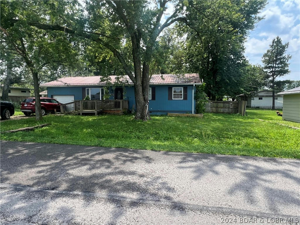 1008 W CLAY RD, VERSAILLES, MO 65084, photo 1 of 7