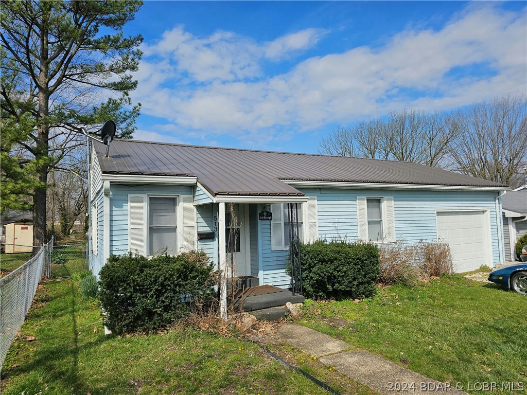 513 S ROSS ST, VERSAILLES, MO 65084, photo 1 of 23